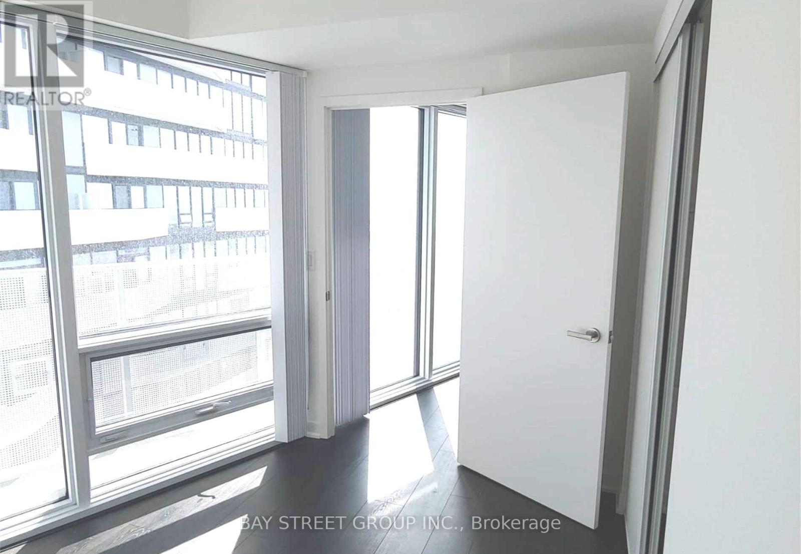 #5107 - 100 Harbour Street, Toronto, Ontario  M5J 2T5 - Photo 8 - C11908003