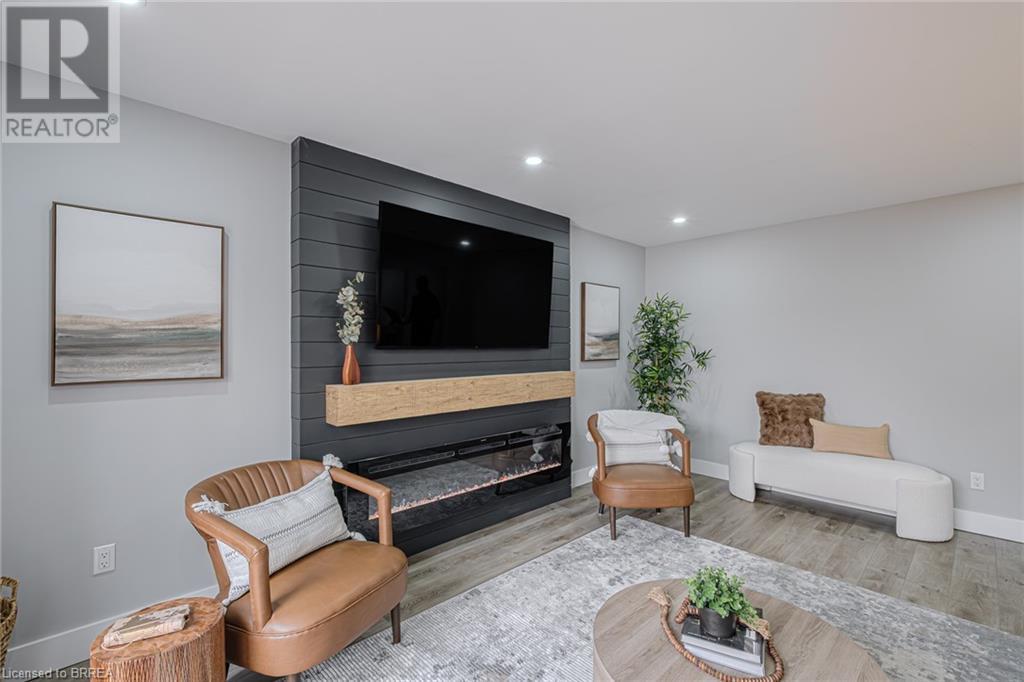 2 Keeler Place, Brantford, Ontario  N3S 7K6 - Photo 16 - 40679473