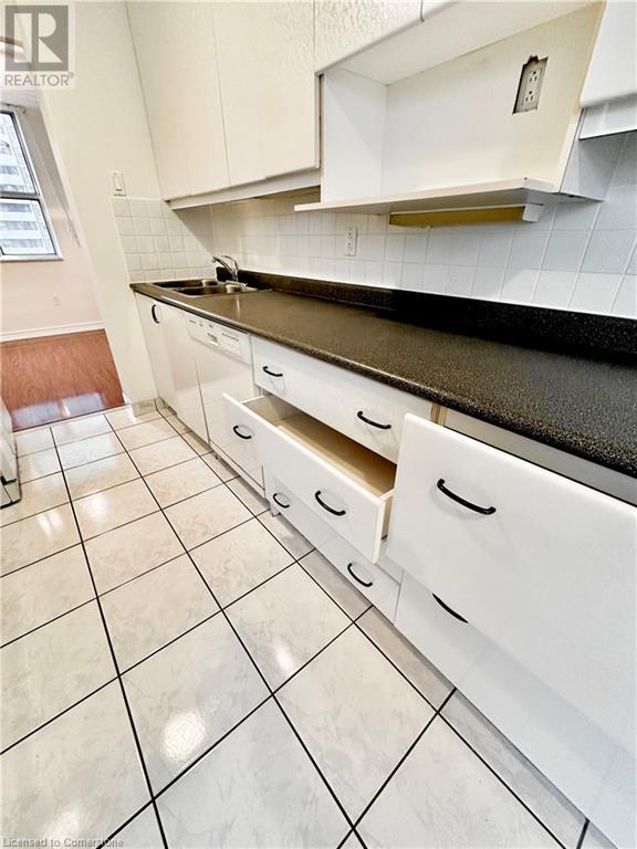 205 Hilda Avenue Unit# 704, Toronto, Ontario  M2M 4B1 - Photo 13 - 40687289