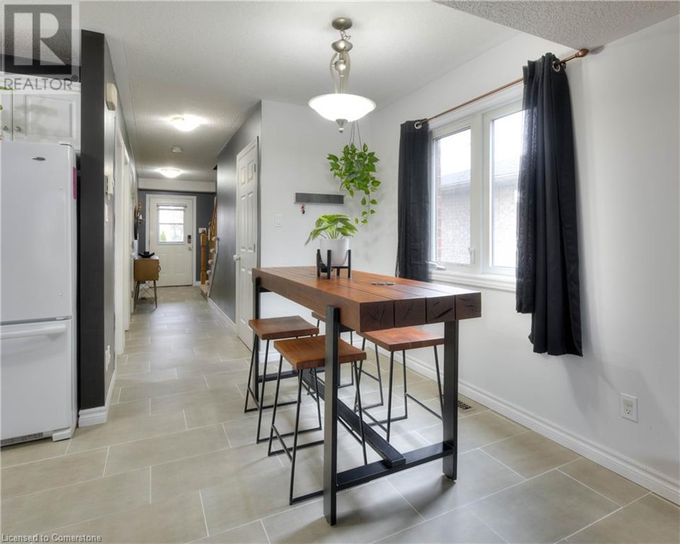 12 College Street, Stratford, Ontario  N5A 4R4 - Photo 9 - 40681492