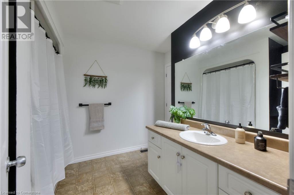 12 College Street, Stratford, Ontario  N5A 4R4 - Photo 26 - 40681492