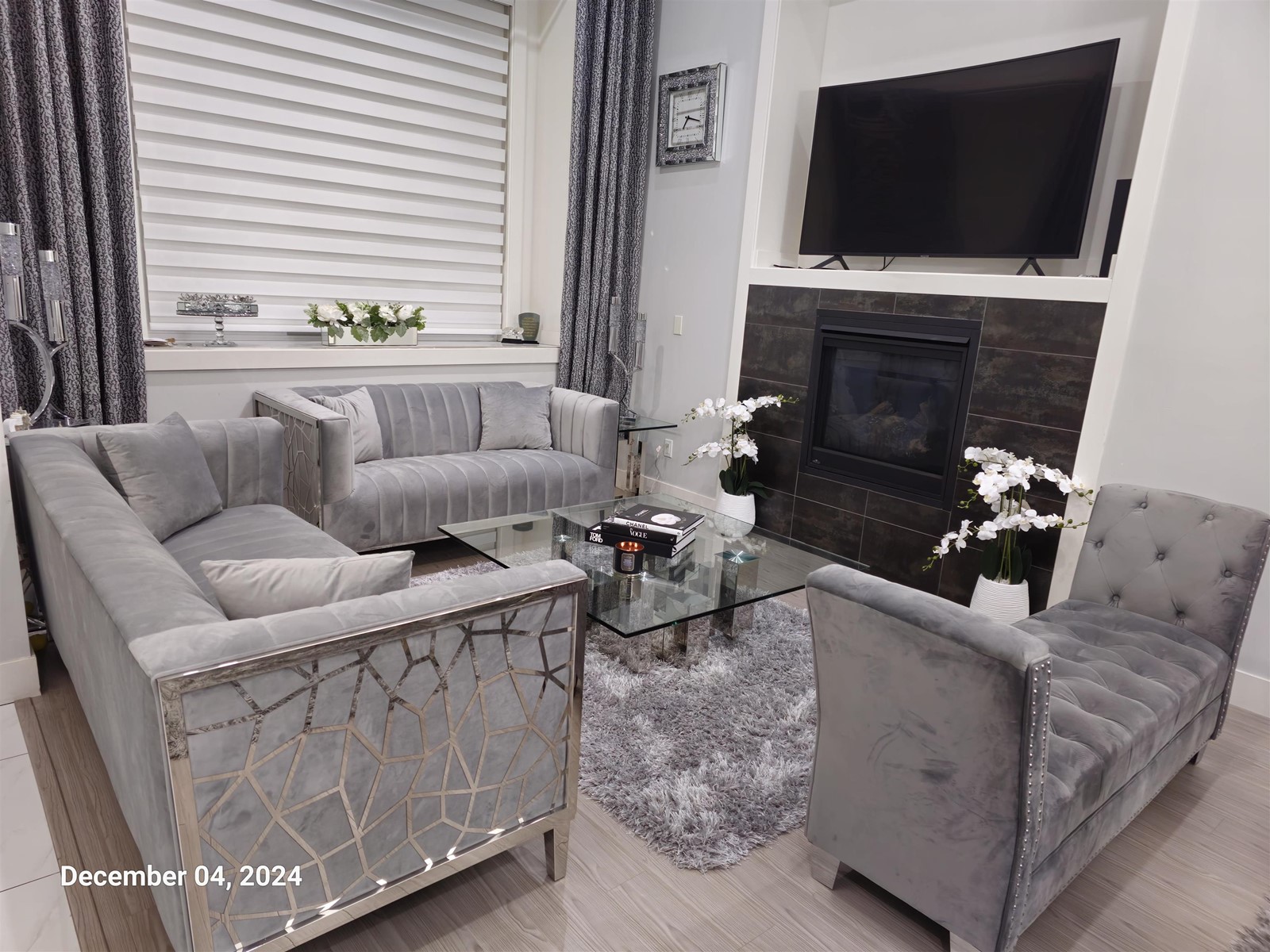 Property at 3167 ENGINEER CRESCENT image 3