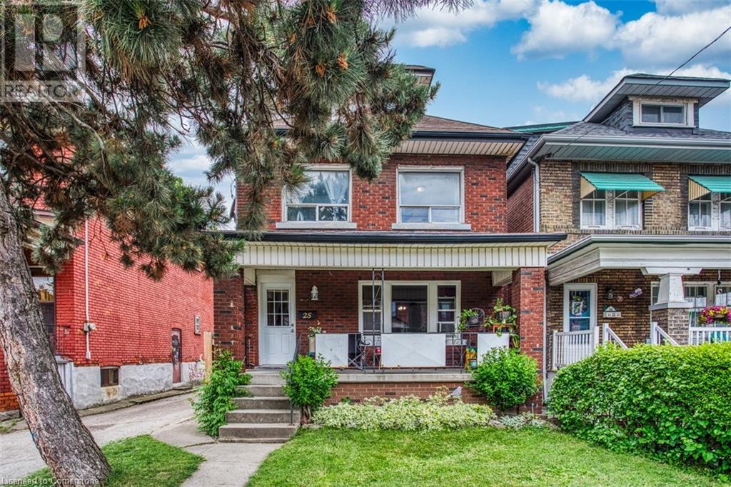 25 CHESTNUT Avenue, Hamilton, Ontario
