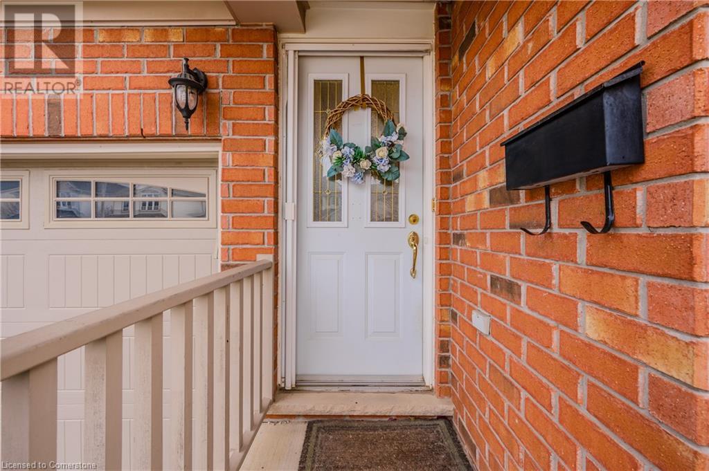 28 Isabella Street, Kitchener, Ontario  N2E 4K1 - Photo 5 - 40683593