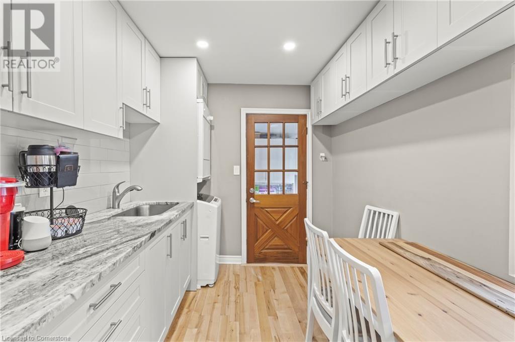 94 Canada Street, Hamilton, Ontario  L8P 1P3 - Photo 14 - 40675715