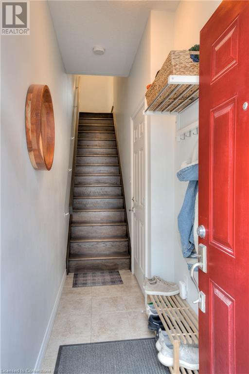 8 Cheltenham Mews, Kitchener, Ontario  N2H 0B2 - Photo 6 - 40687059