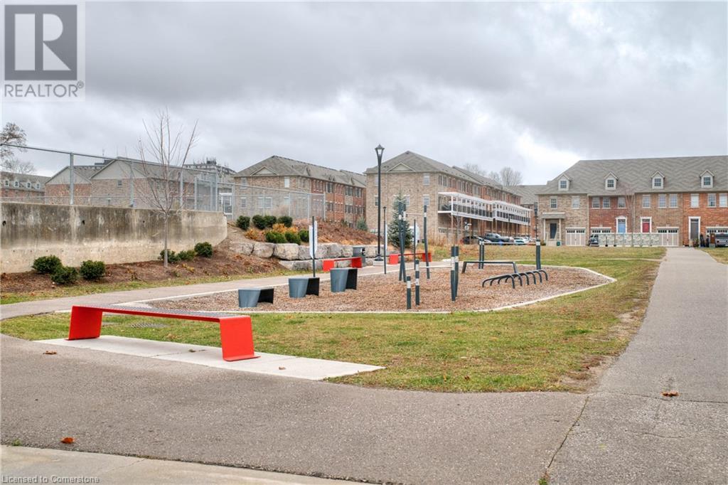 8 Cheltenham Mews, Kitchener, Ontario  N2H 0B2 - Photo 32 - 40687059