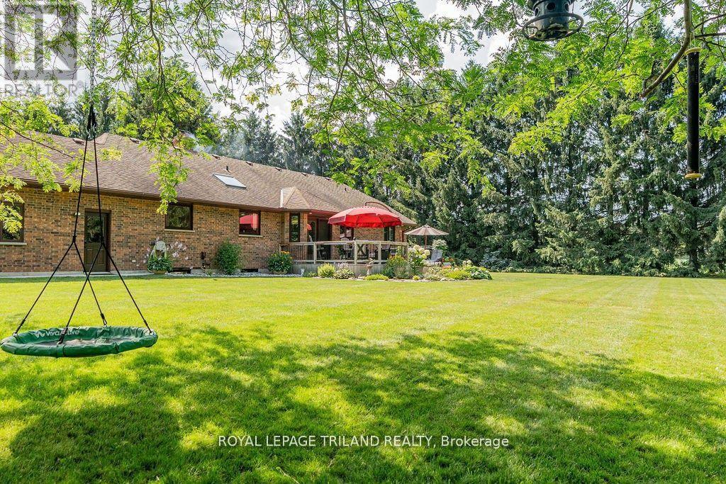 1514 Longwoods Road, Southwest Middlesex, Ontario  N0L 2N0 - Photo 35 - X11908021