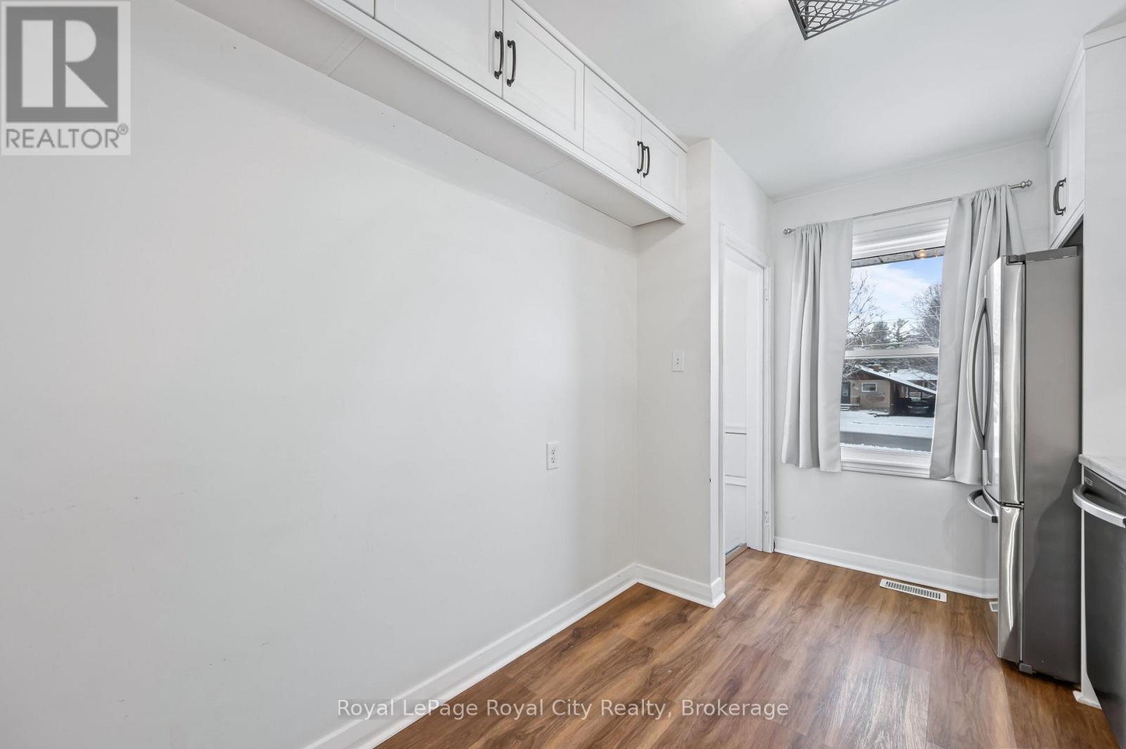 45 Brighton Street, Guelph (Waverley), Ontario  N1E 3T2 - Photo 11 - X11908053