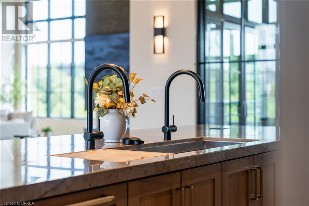 24 Westlake Boulevard, Brantford, Ontario  N3T 0C9 - Photo 19 - 40687204