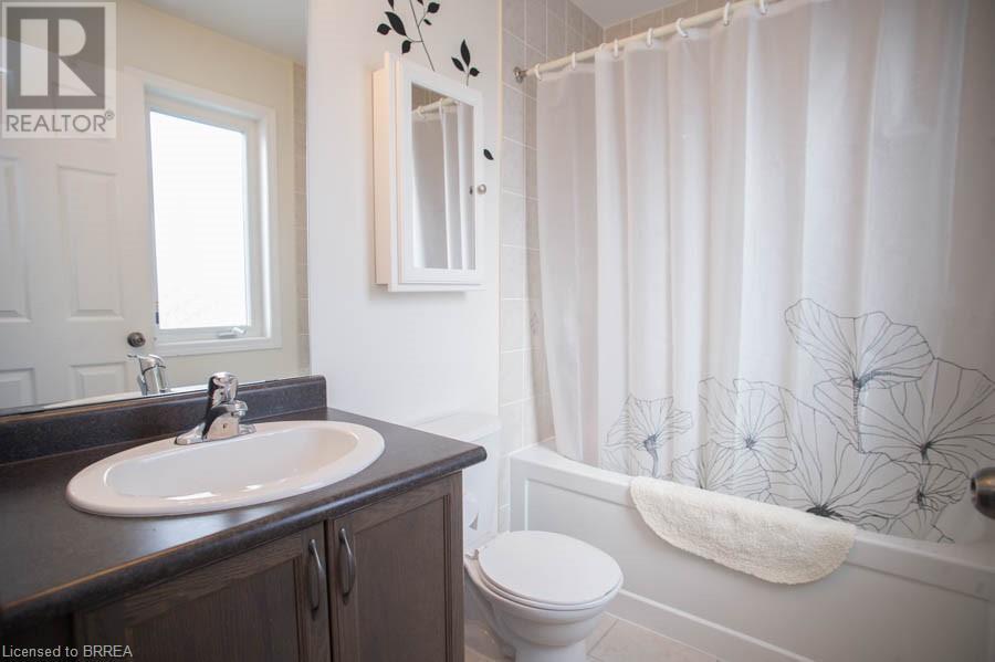 231 Blackburn Drive, Brantford, Ontario  N3T 0G8 - Photo 23 - 40684809