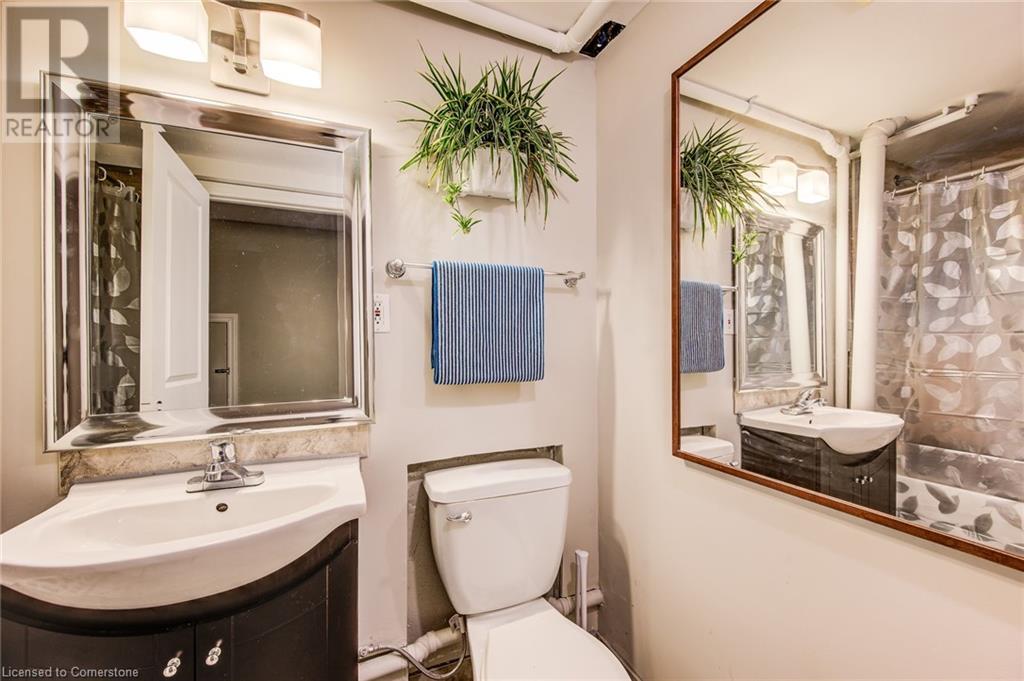 249 Cedarbrae Avenue Unit# 16, Waterloo, Ontario  N2L 4S8 - Photo 29 - 40687329