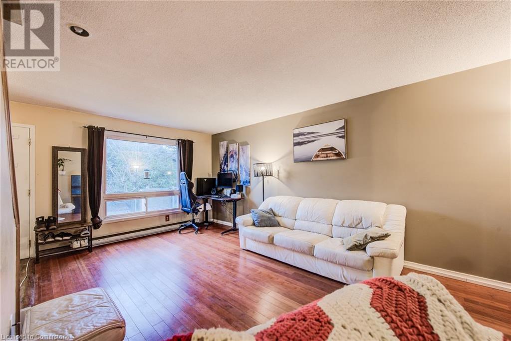 249 Cedarbrae Avenue Unit# 16, Waterloo, Ontario  N2L 4S8 - Photo 8 - 40687329