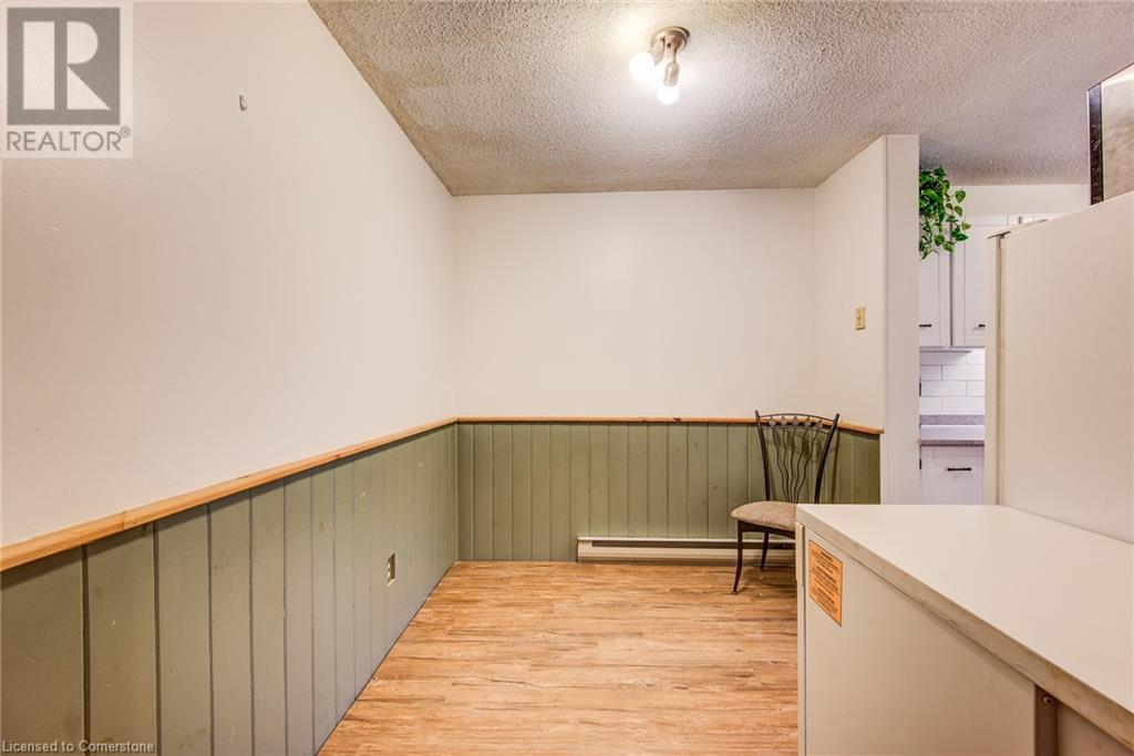 249 Cedarbrae Avenue Unit# 16, Waterloo, Ontario  N2L 4S8 - Photo 9 - 40687329