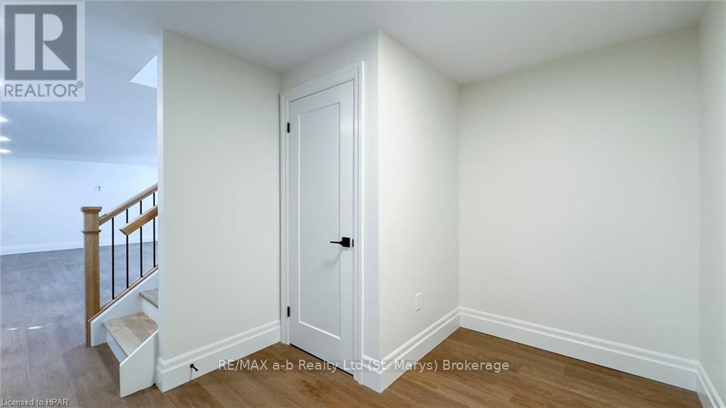 21 Orchard Drive, Stratford, Ontario  N5A 0J7 - Photo 34 - X10780506