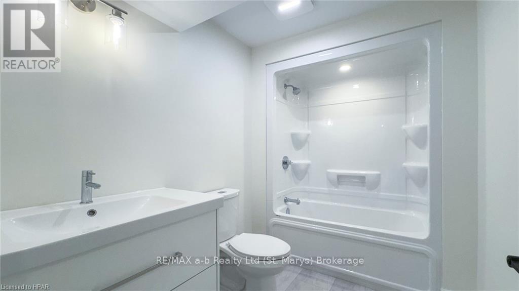 21 Orchard Drive, Stratford, Ontario  N5A 0J7 - Photo 38 - X10780506