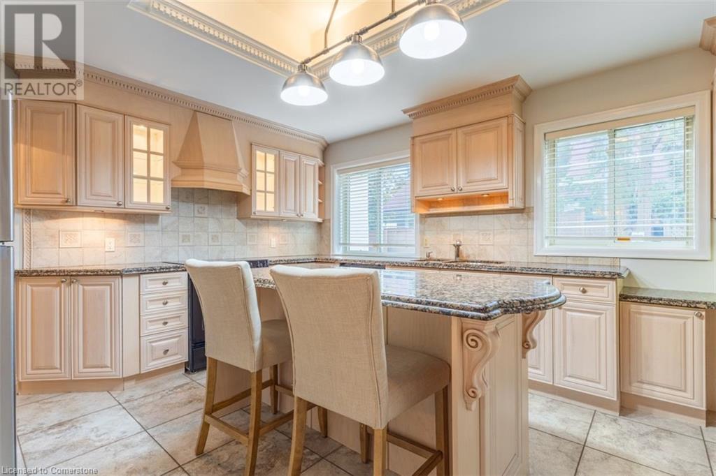 432 Burlington Avenue Unit# 2, Burlington, Ontario  L7S 1R4 - Photo 3 - 40687156