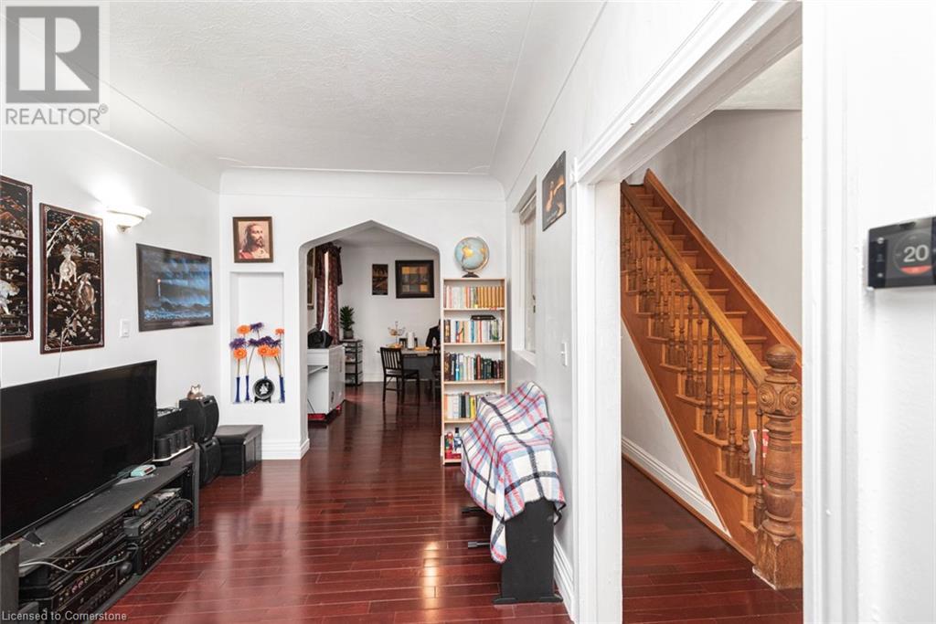 47 Clyde Street, Hamilton, Ontario  L8L 5R5 - Photo 8 - 40687780