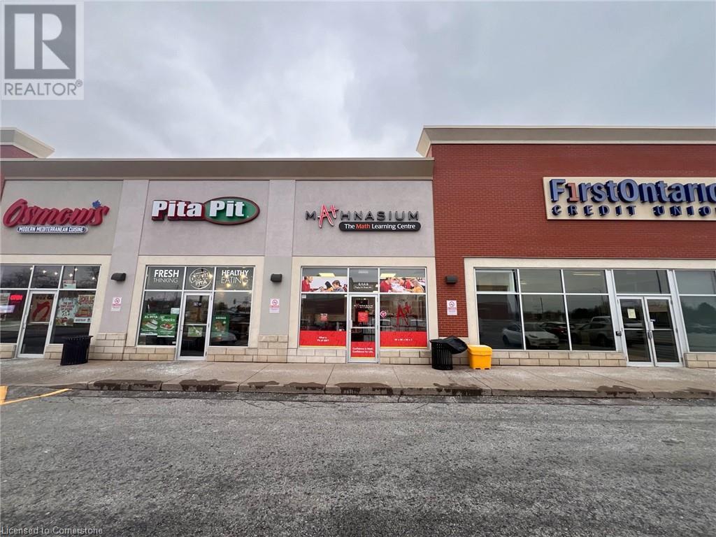 275 Fourth Avenue, St. Catharines, Ontario  L2R 6P9 - Photo 2 - 40687734