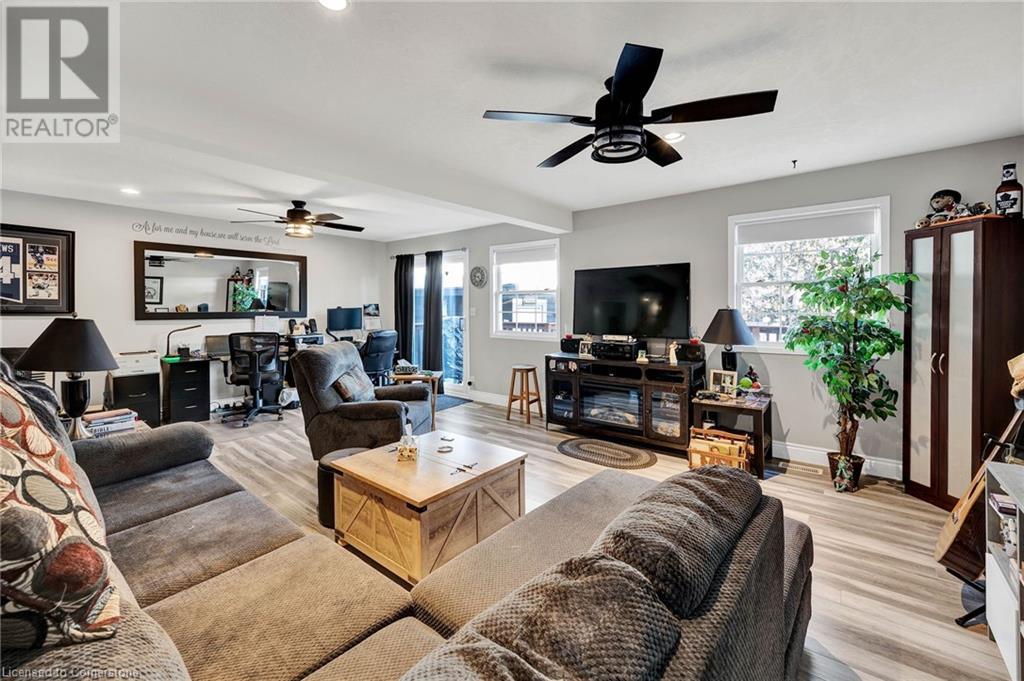 54 Theresa Street, Kitchener, Ontario  N2G 1M1 - Photo 13 - 40686859