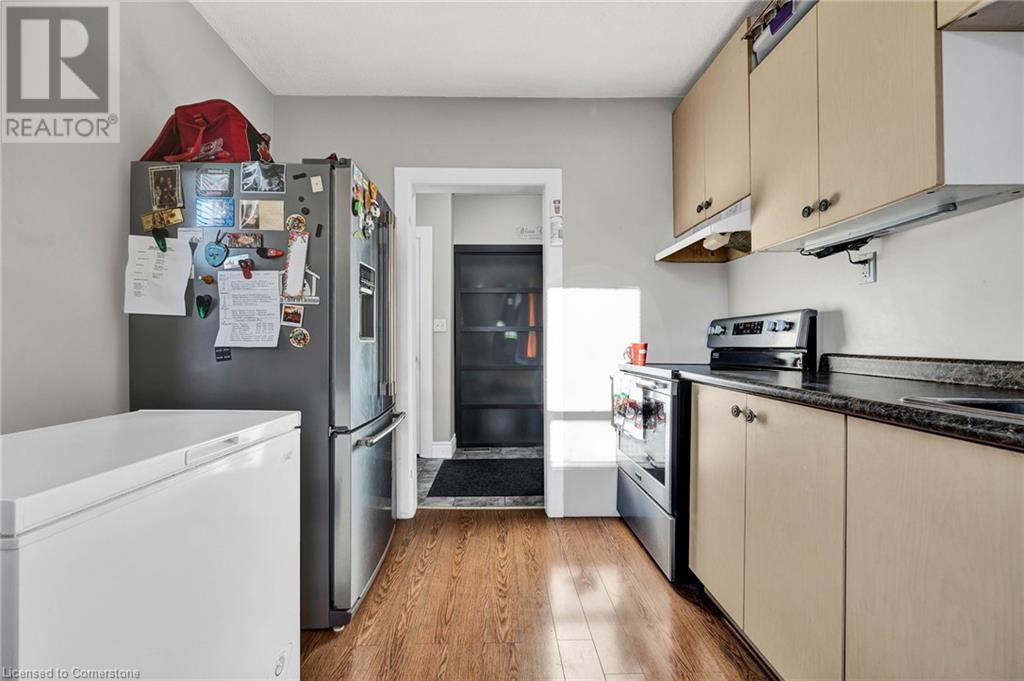 54 Theresa Street, Kitchener, Ontario  N2G 1M1 - Photo 6 - 40686859