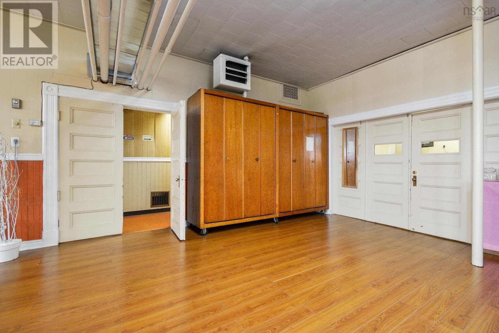 270 Commercial Street, Glace Bay, Nova Scotia  B1A 6B4 - Photo 40 - 202500199