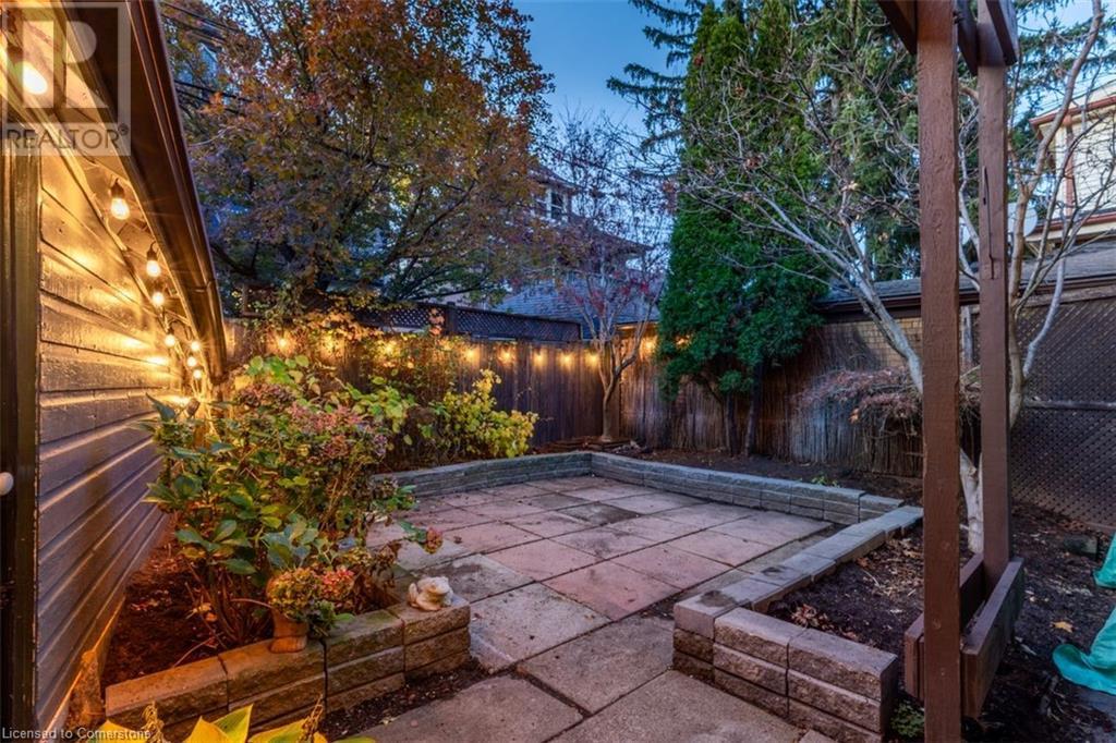 86 Eastbourne Avenue, Hamilton, Ontario  L8M 2M8 - Photo 39 - 40678907