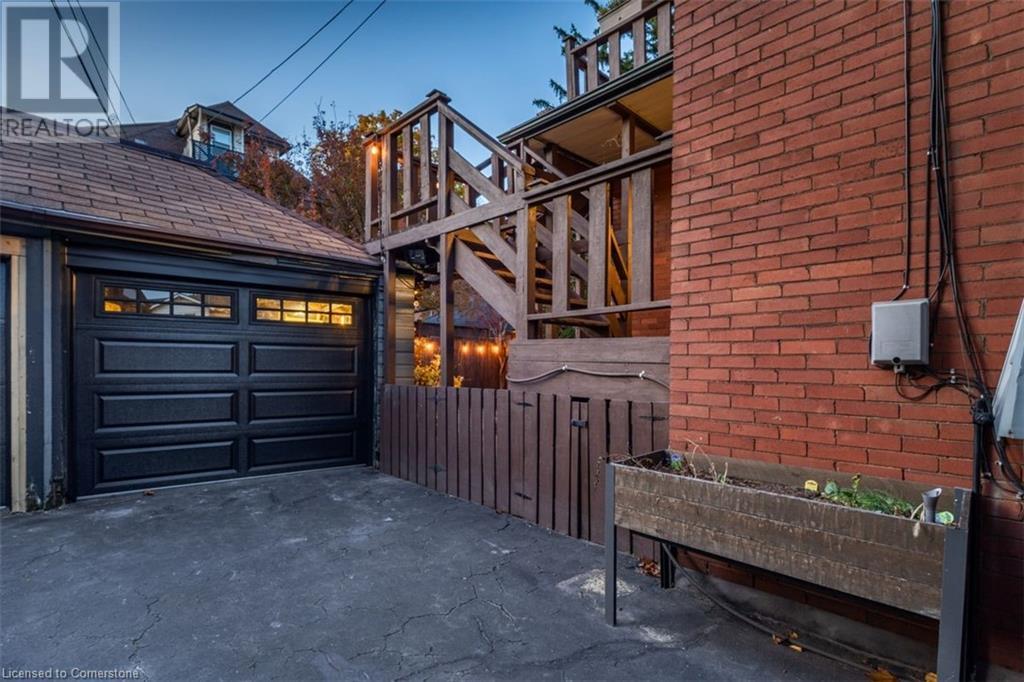 86 Eastbourne Avenue, Hamilton, Ontario  L8M 2M8 - Photo 37 - 40678907