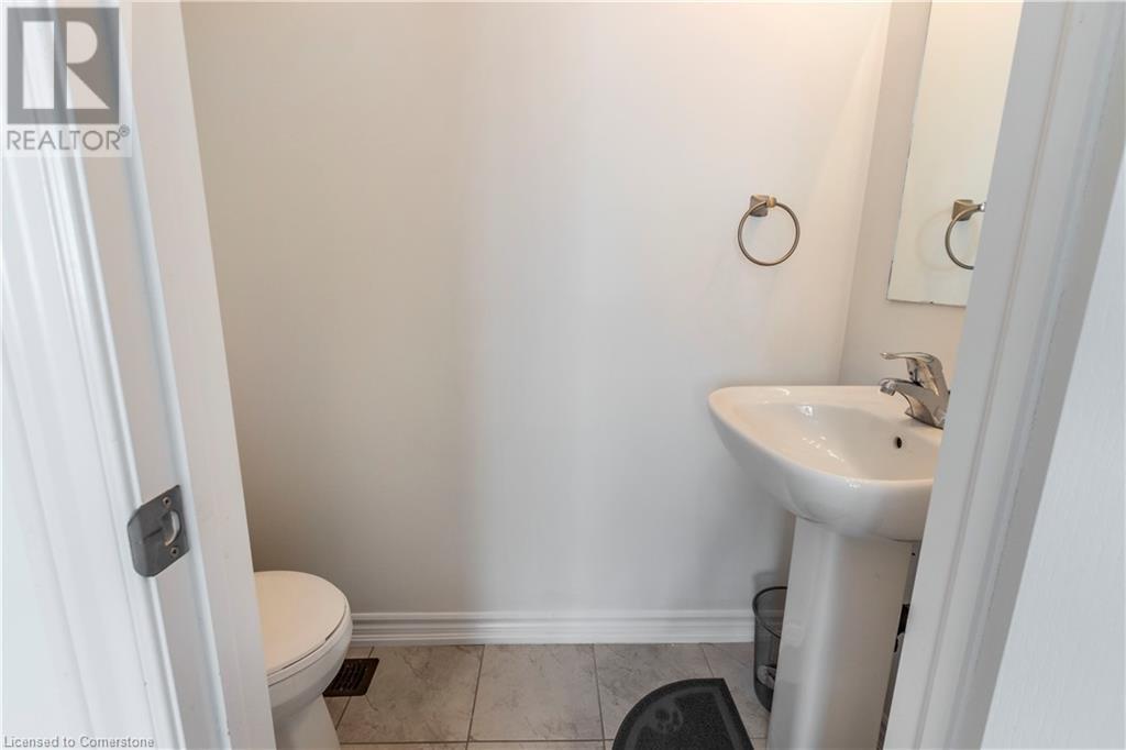 88 Decorso Drive Unit# 27, Guelph, Ontario  N1L 0A1 - Photo 17 - 40687372