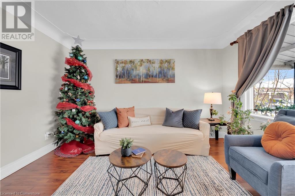 124 East 43rd Street, Hamilton, Ontario  L8T 3B9 - Photo 8 - 40683895