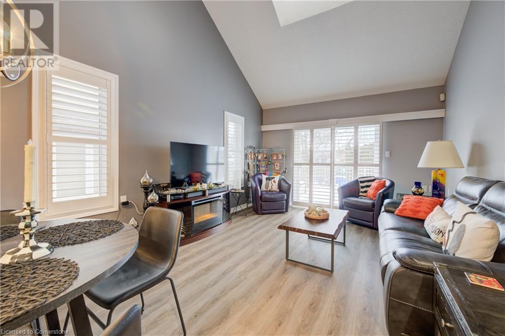 350 Doon Valley Drive Unit# 11d, Kitchener, Ontario  N2P 2M9 - Photo 10 - 40686520