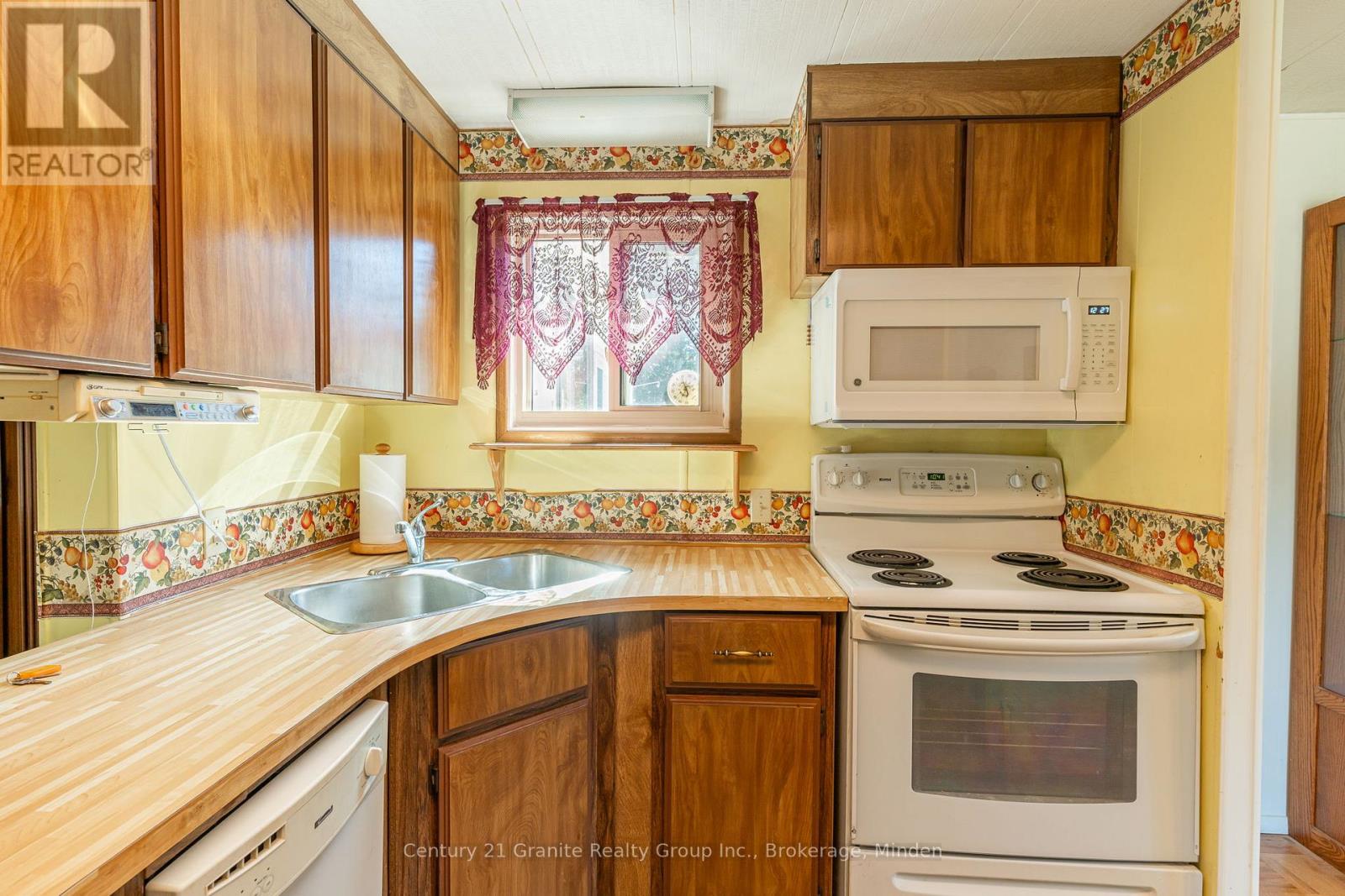 1034 Eighth Lane, Minden Hills, Ontario  K0M 2K0 - Photo 12 - X10436984