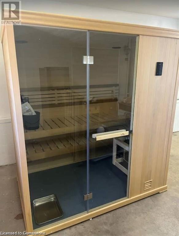 6398 Orchard Avenue, Niagara Falls, Ontario  L2G 4H2 - Photo 3 - 40680918