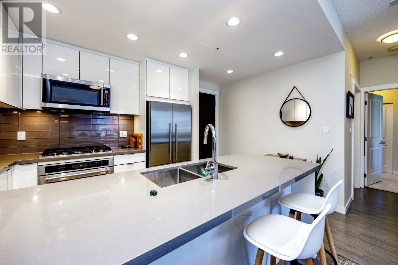 426 255 W 1st Street, North Vancouver, British Columbia  V7M 3G8 - Photo 3 - R2952561