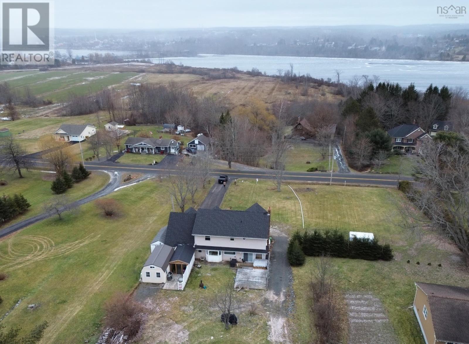 118 Town Road, Falmouth, Nova Scotia  B0P 1L0 - Photo 2 - 202500206