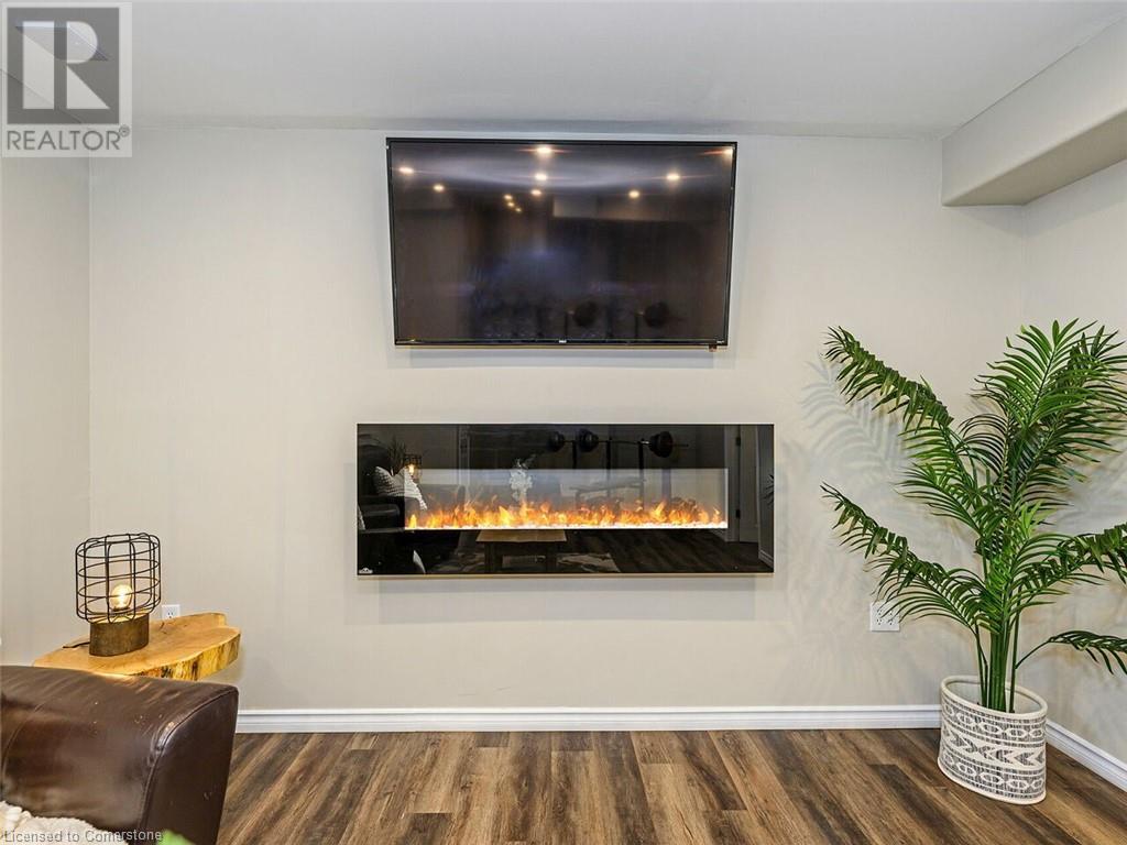 385 Murray Street, Grimsby, Ontario  L3M 0C7 - Photo 36 - 40686584