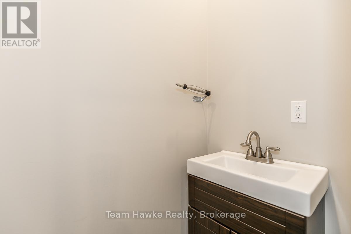 A - 371 Yonge Street, Midland, Ontario  L4R 3A7 - Photo 17 - S11908336