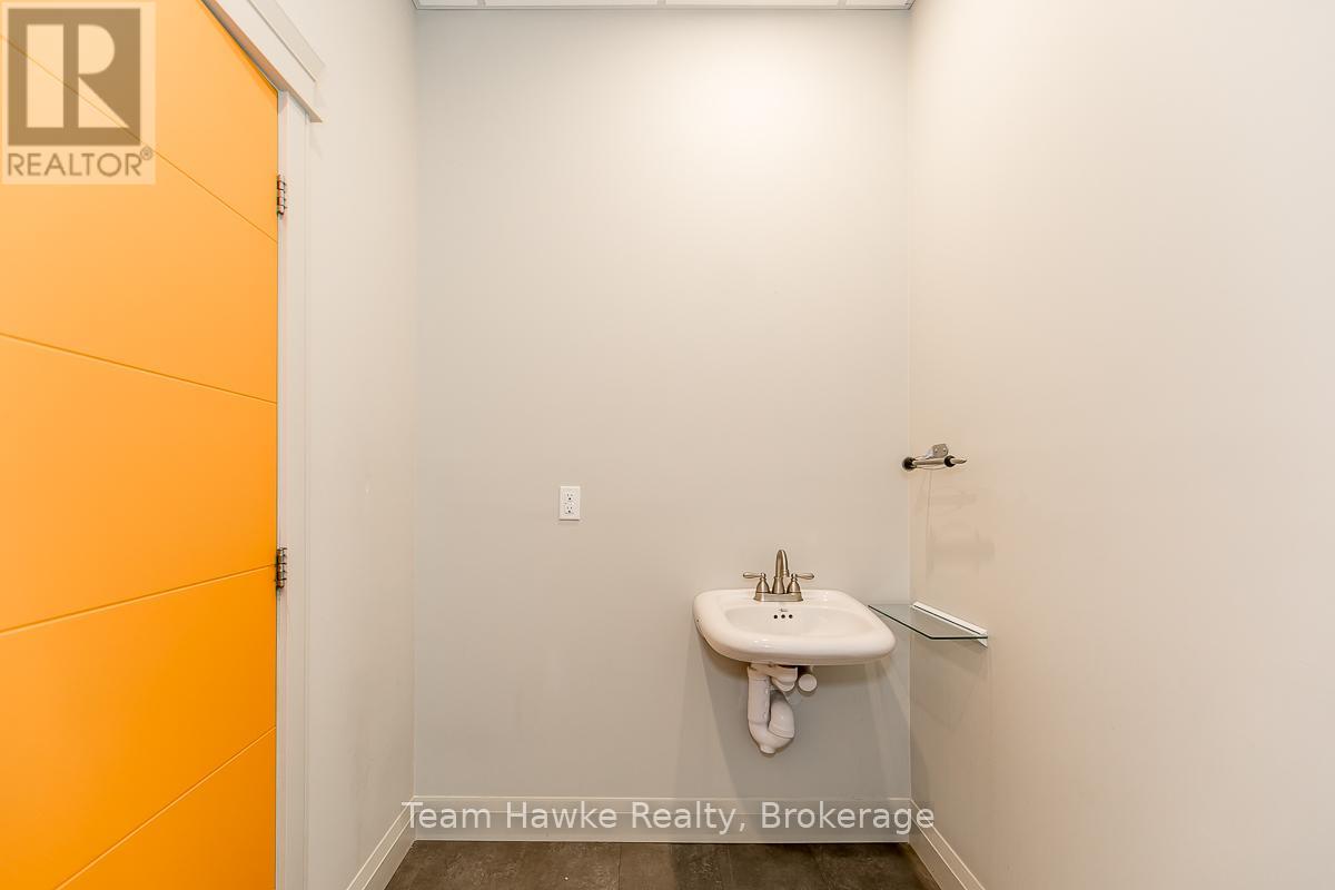 371 Yonge Street, Midland, Ontario  L4R 3A7 - Photo 21 - S11908337