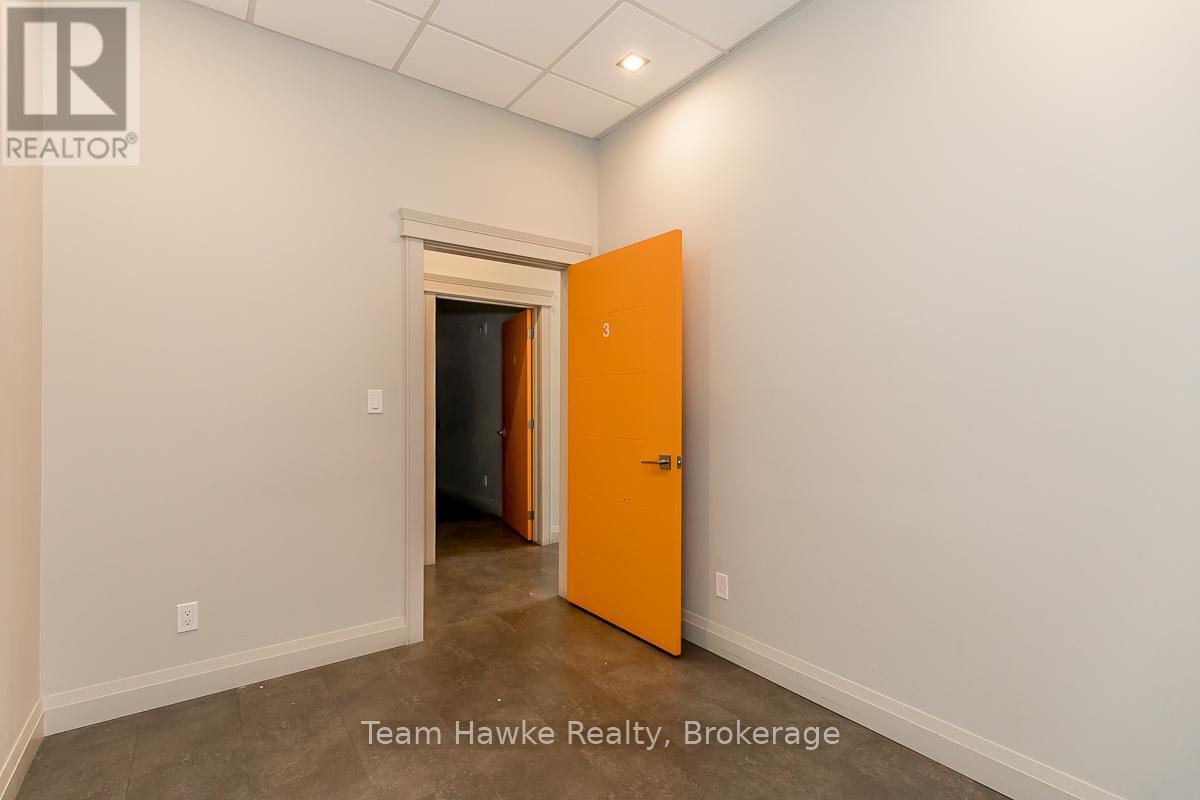 371 Yonge Street, Midland, Ontario  L4R 3A7 - Photo 38 - S11908337