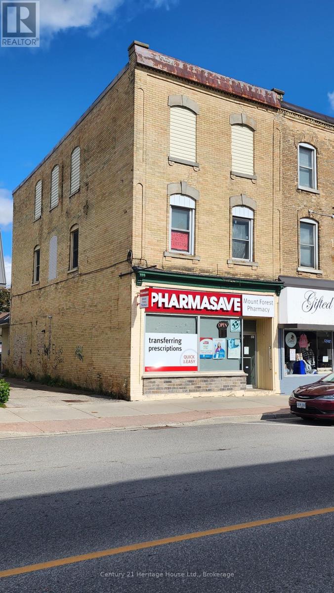 154 Main Street, Wellington North (Mount Forest), Ontario  N0G 2L0 - Photo 2 - X11908317