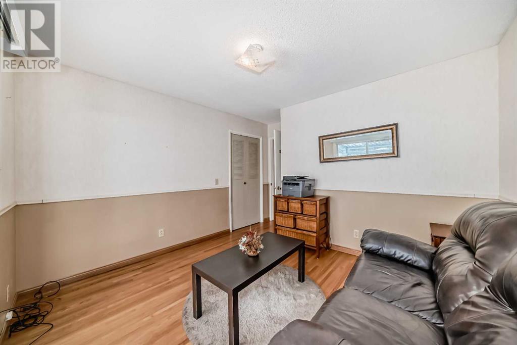 4839 40 Avenue Sw, Calgary, Alberta  T3E 1E4 - Photo 19 - A2181478