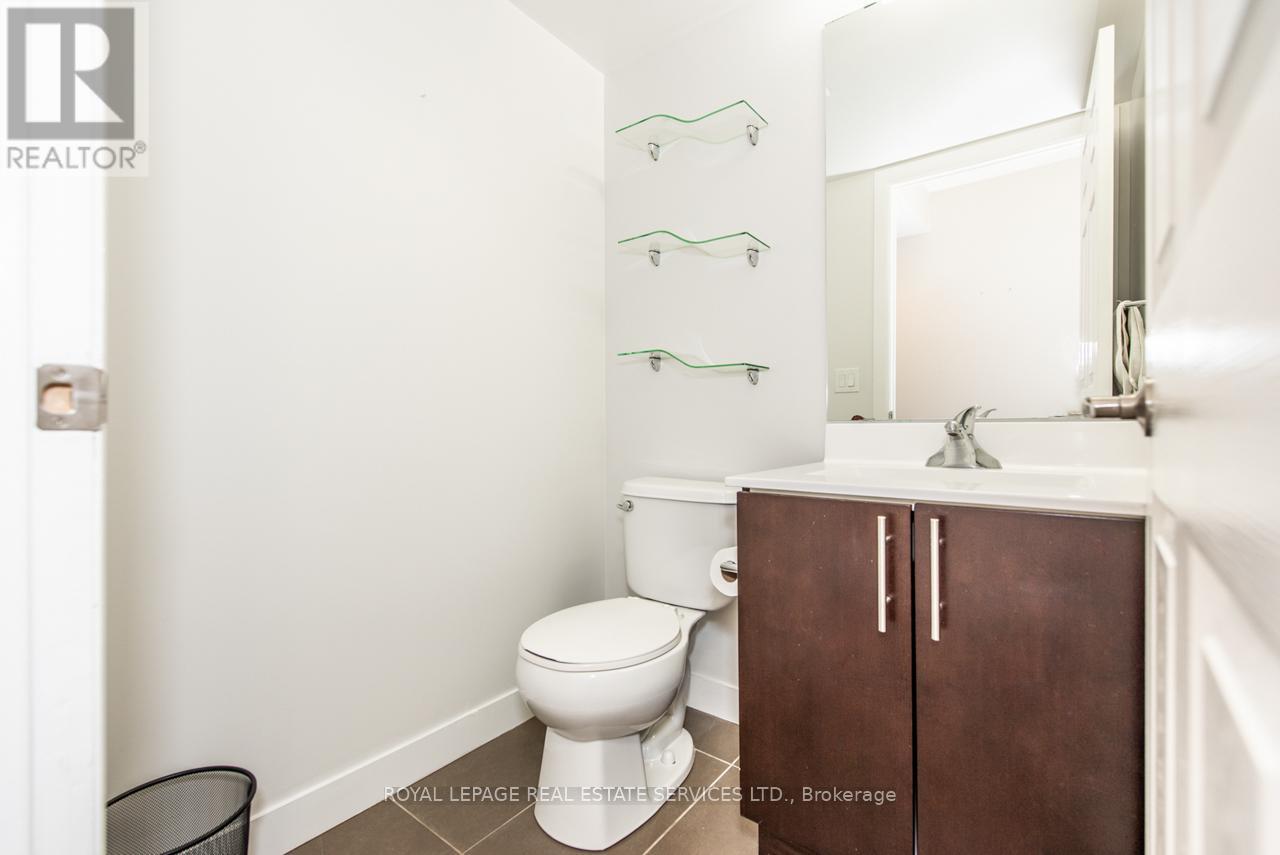 2301 - 155 Legion Road N, Toronto, Ontario  M8Y 0A7 - Photo 8 - W11908286