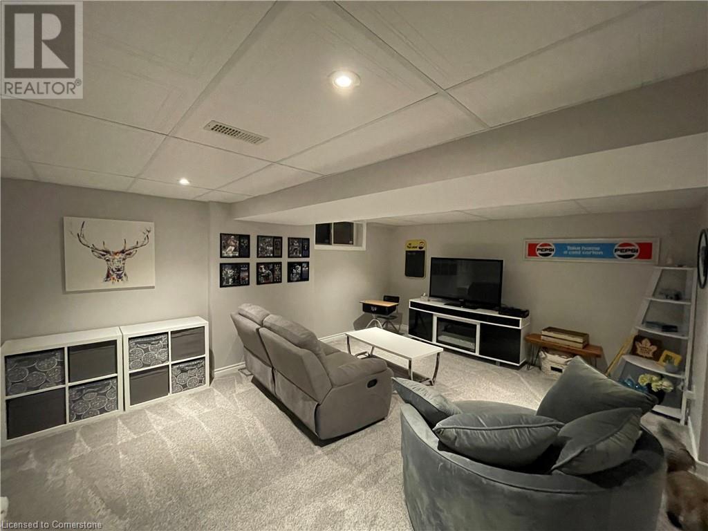 57 Cedar Street, Grimsby, Ontario  L3M 0B7 - Photo 25 - 40683101