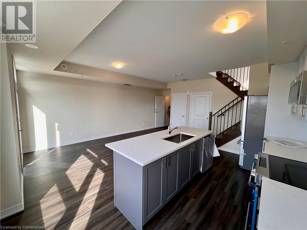 1565 Rose Way, Milton, Ontario  L9E 1N4 - Photo 5 - 40687819