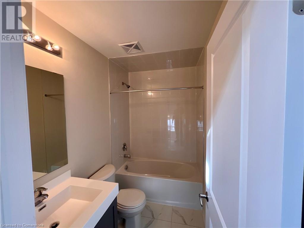 1565 Rose Way, Milton, Ontario  L9E 1N4 - Photo 10 - 40687819