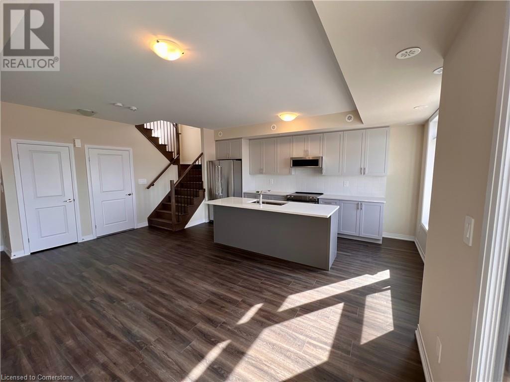 1565 Rose Way, Milton, Ontario  L9E 1N4 - Photo 6 - 40687819