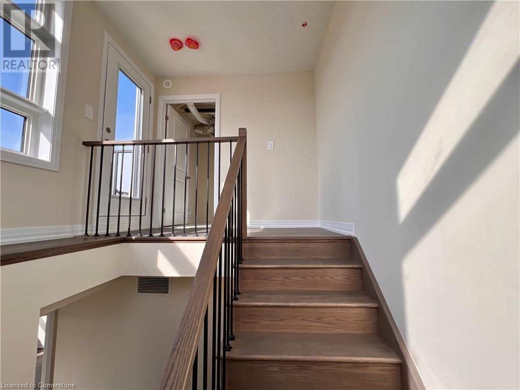 1565 Rose Way, Milton, Ontario  L9E 1N4 - Photo 25 - 40687819