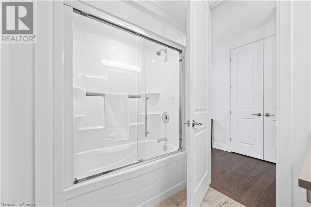 8838 Black Forest Crescent, Niagara Falls, Ontario  L2H 2Y6 - Photo 23 - 40687400