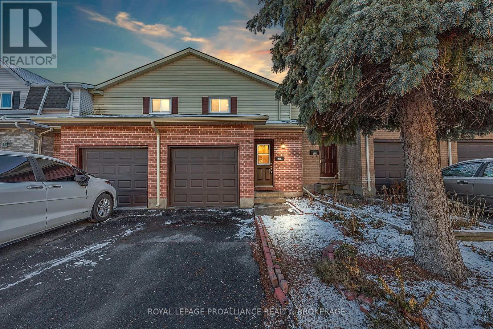 823 DATZELL LANE, Kingston, Ontario