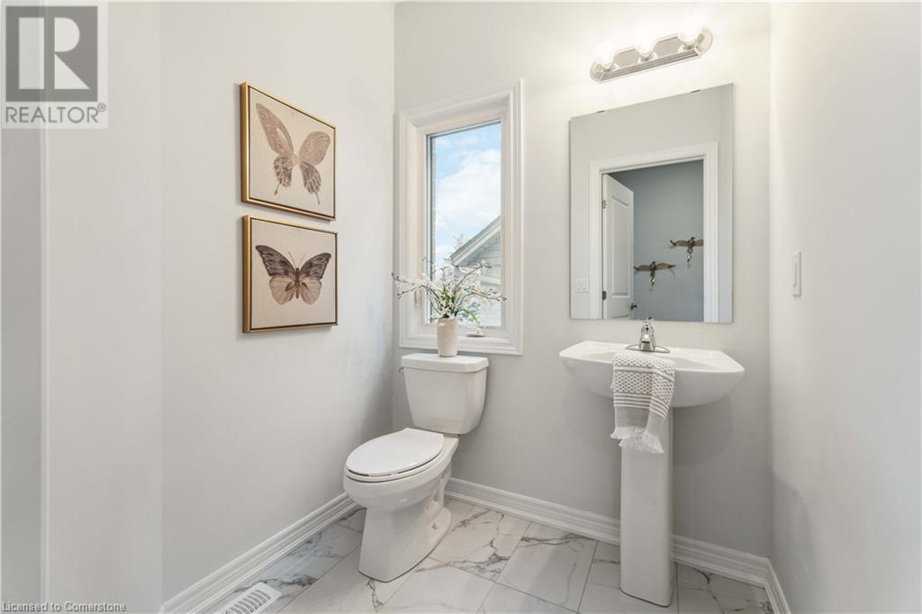 245 Dicenzo Drive, Hamilton, Ontario  L9B 2X7 - Photo 28 - 40677245